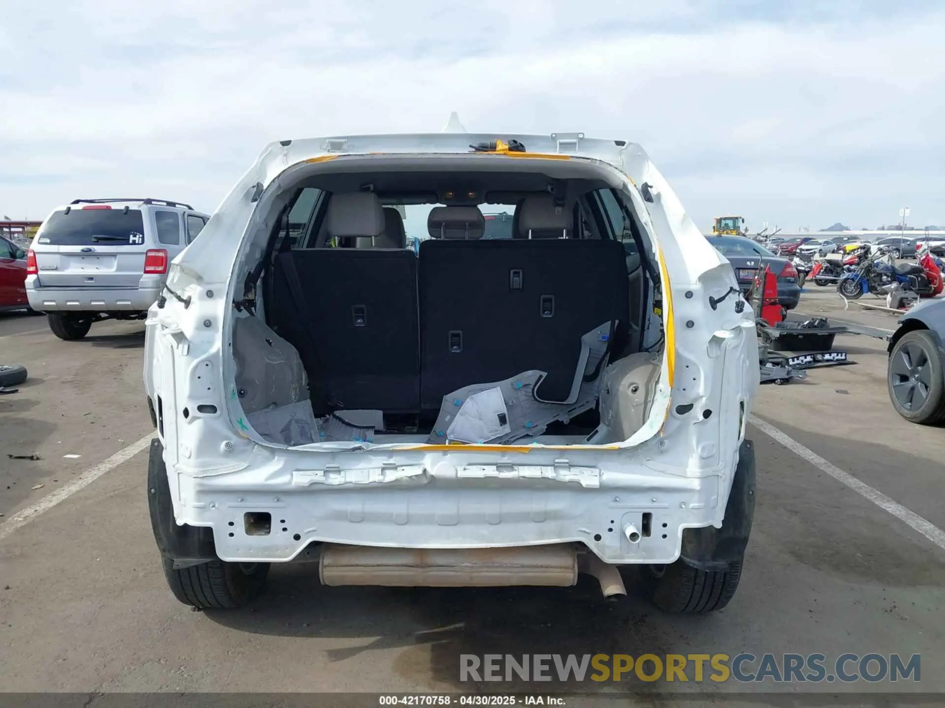 17 Photograph of a damaged car KM8J2CA4XLU159781 HYUNDAI TUCSON 2020