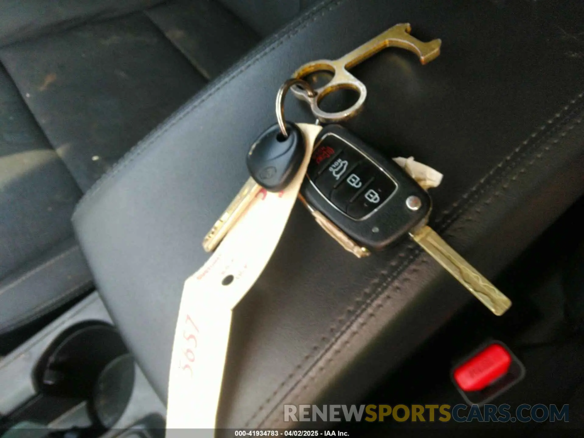 11 Photograph of a damaged car KM8J2CA4XLU190996 HYUNDAI TUCSON 2020