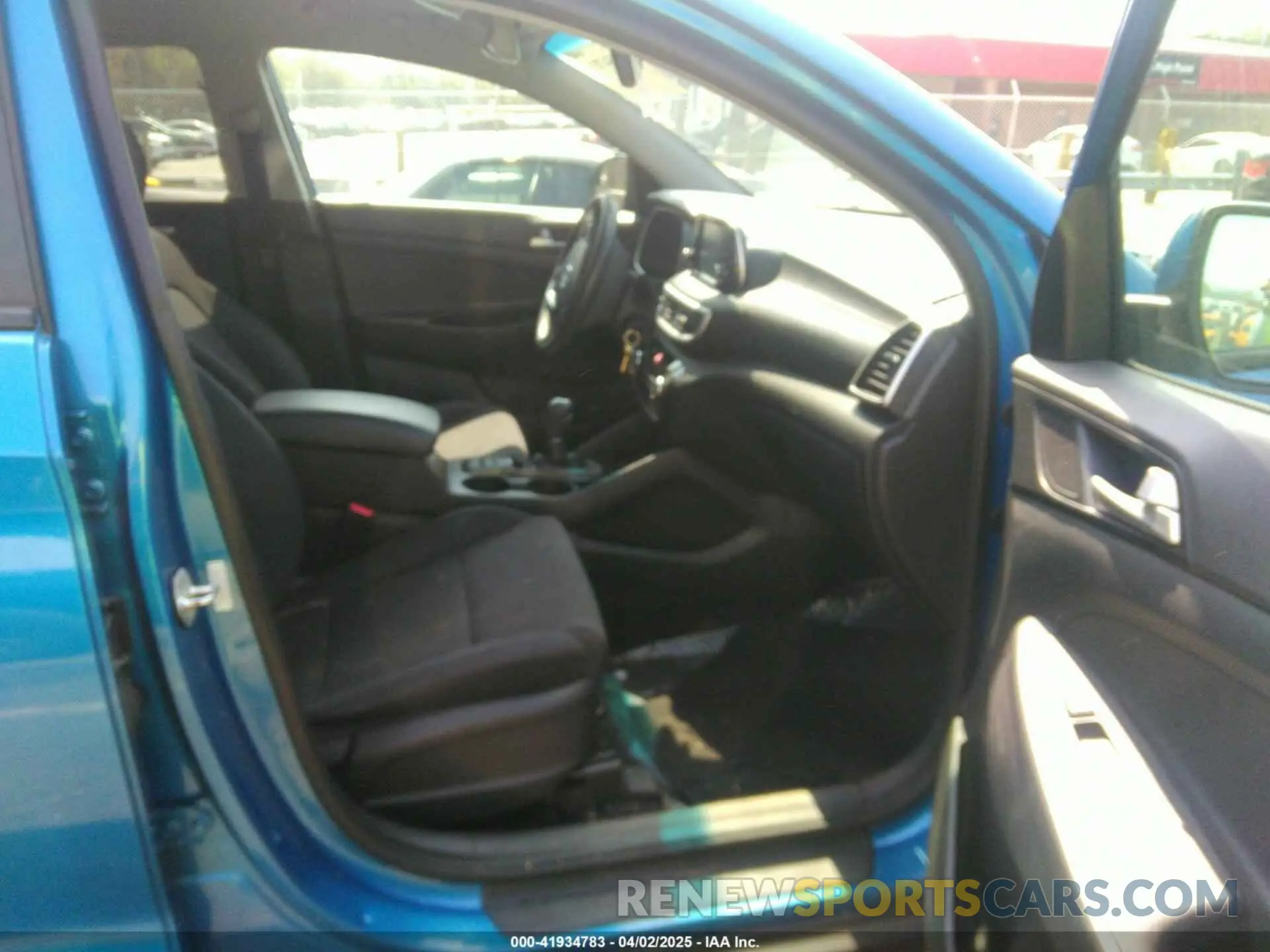 5 Photograph of a damaged car KM8J2CA4XLU190996 HYUNDAI TUCSON 2020