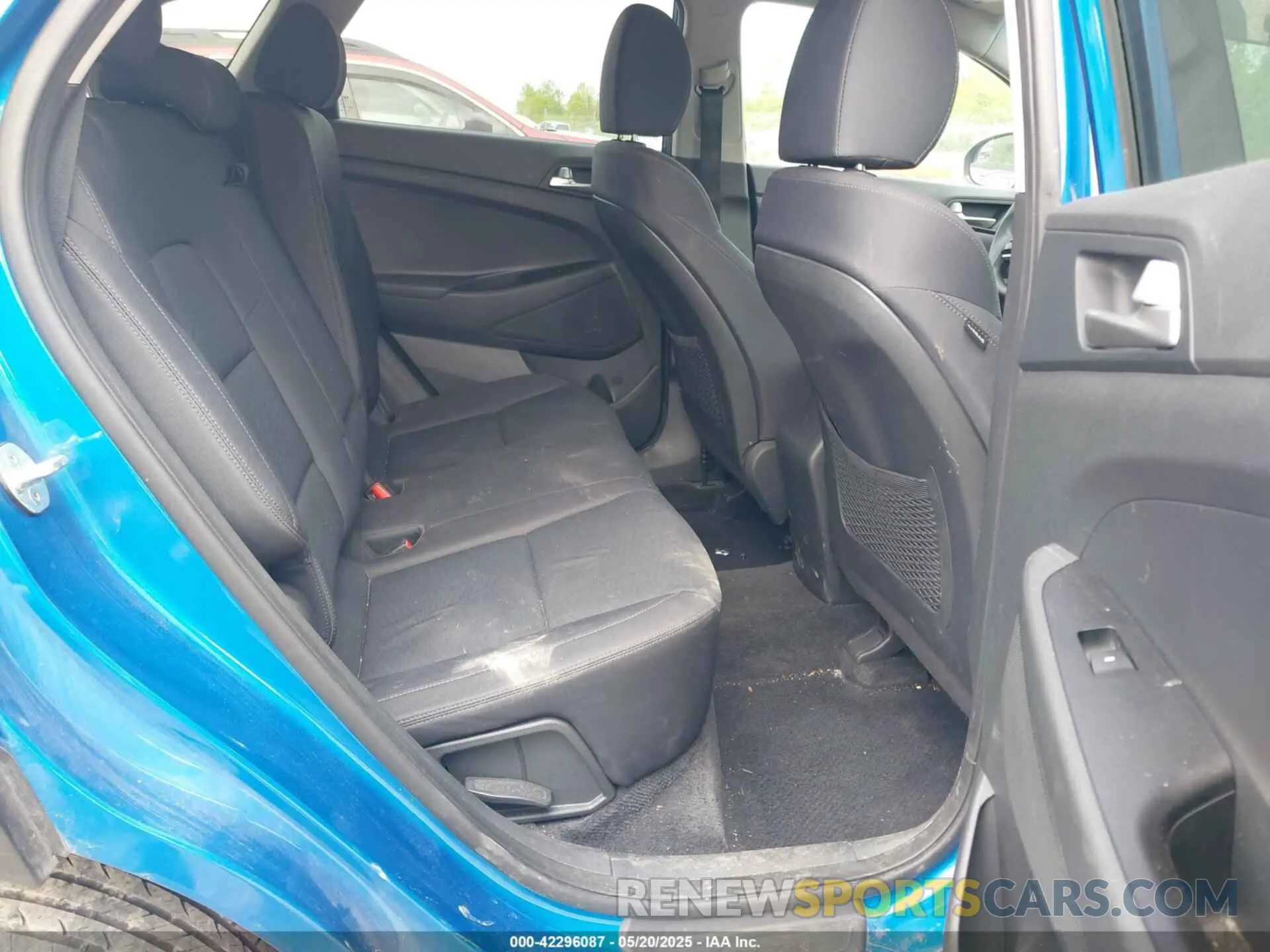 8 Photograph of a damaged car KM8J2CA4XLU219302 HYUNDAI TUCSON 2020