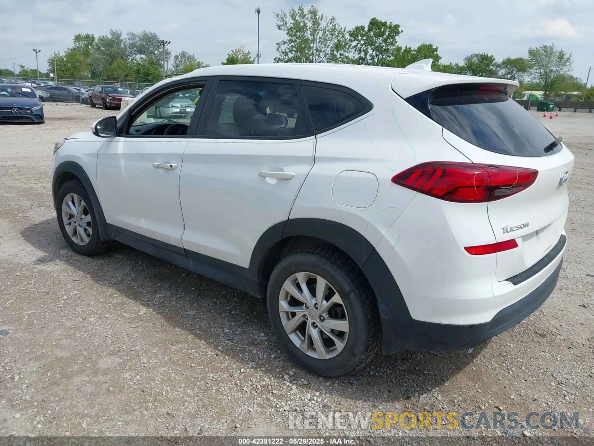 3 Photograph of a damaged car KM8J2CA4XLU246502 HYUNDAI TUCSON 2020