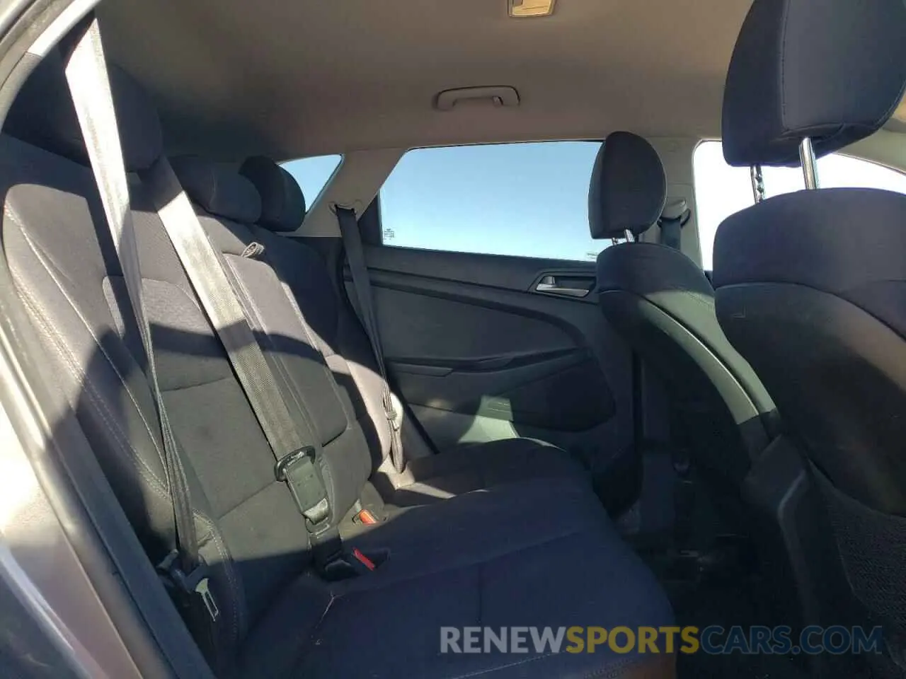 11 Photograph of a damaged car KM8J33A40LU095344 HYUNDAI TUCSON 2020