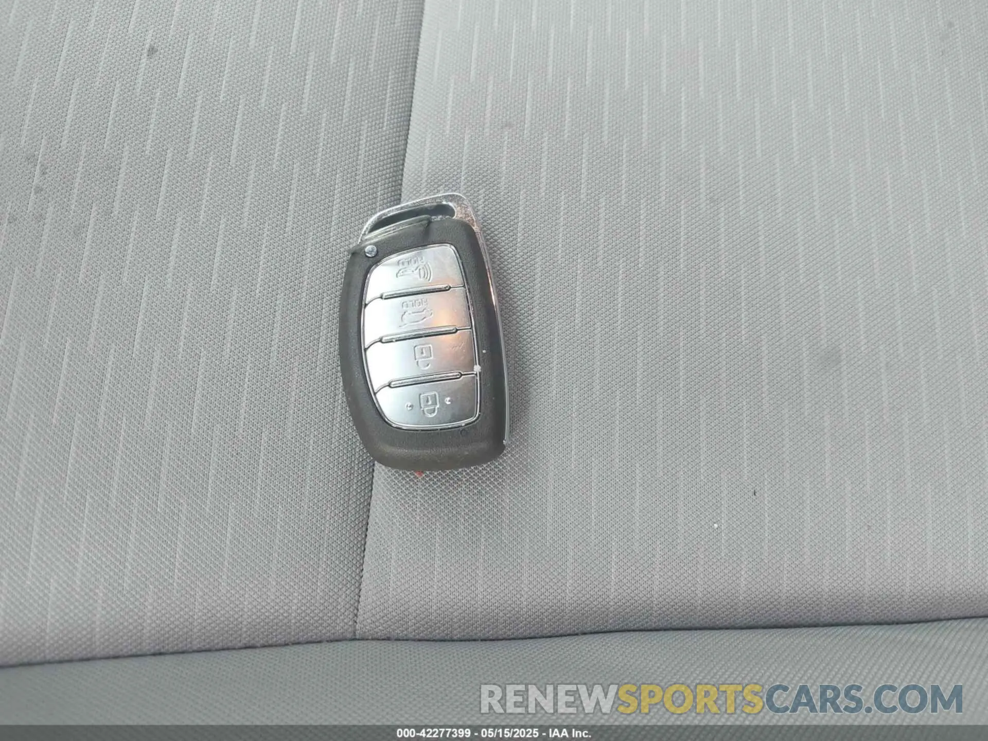 11 Photograph of a damaged car KM8J33A40LU128374 HYUNDAI TUCSON 2020