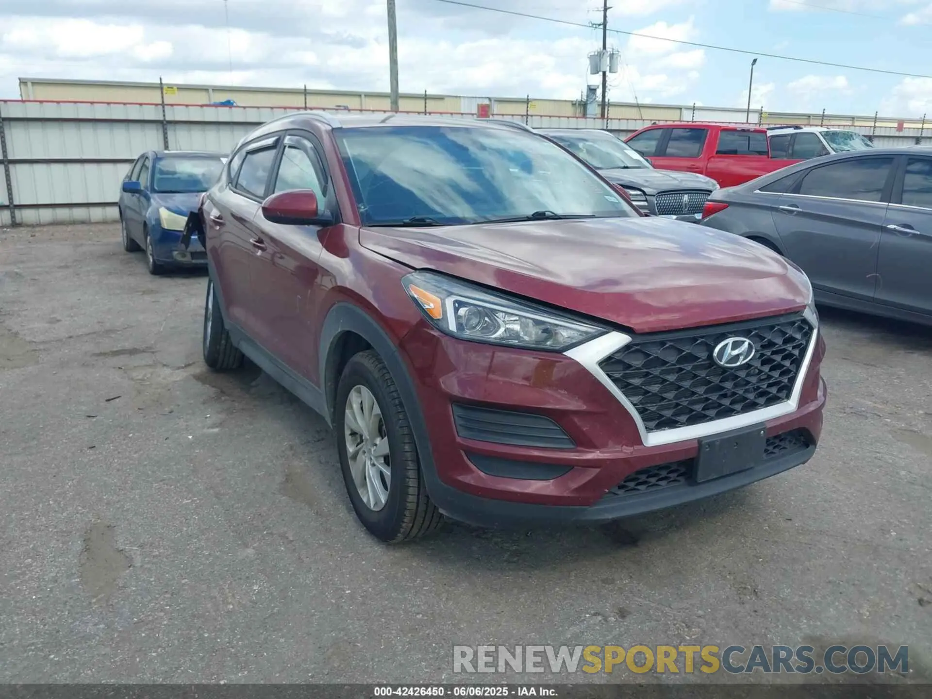 1 Photograph of a damaged car KM8J33A40LU162914 HYUNDAI TUCSON 2020