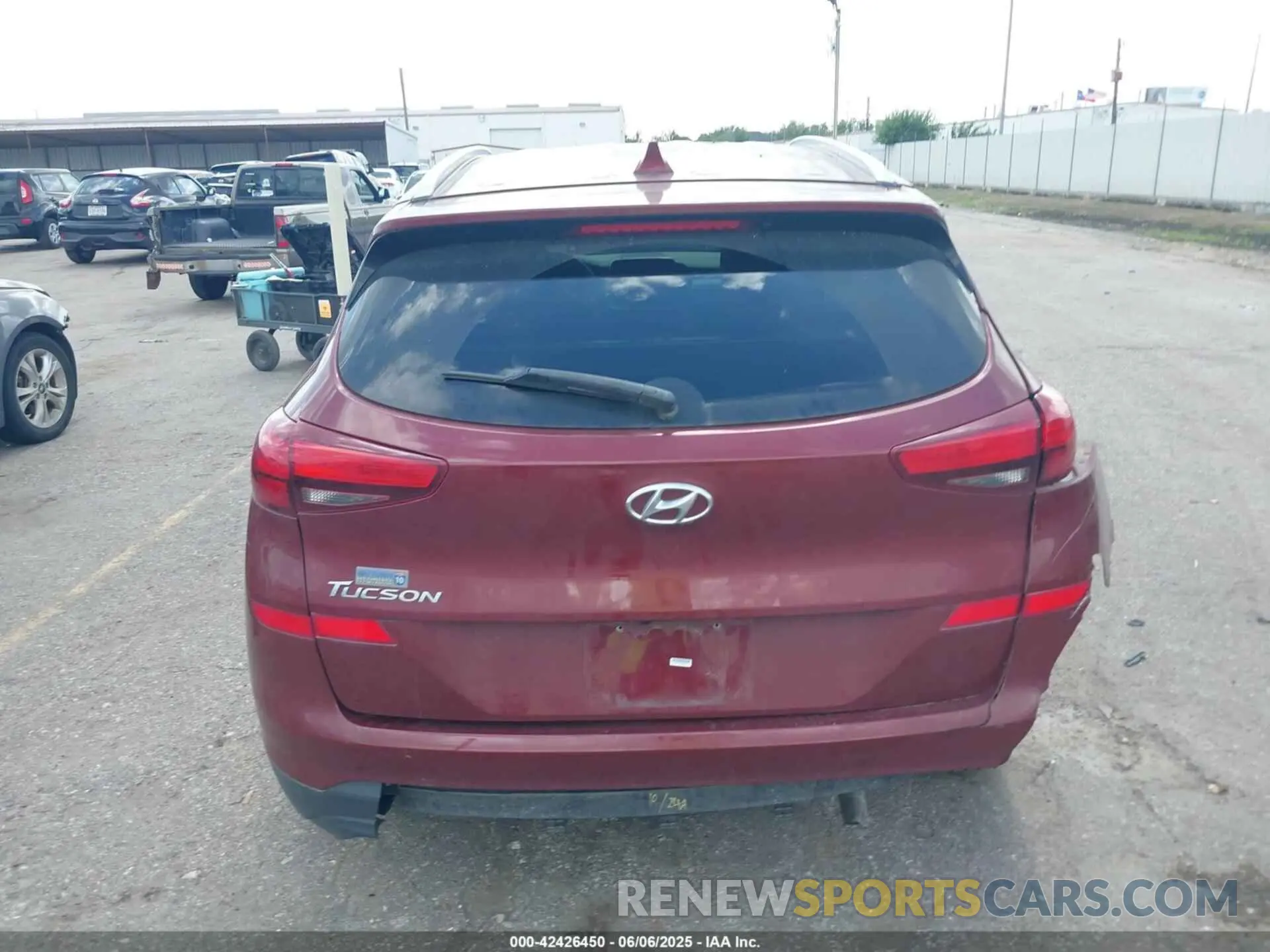 16 Photograph of a damaged car KM8J33A40LU162914 HYUNDAI TUCSON 2020