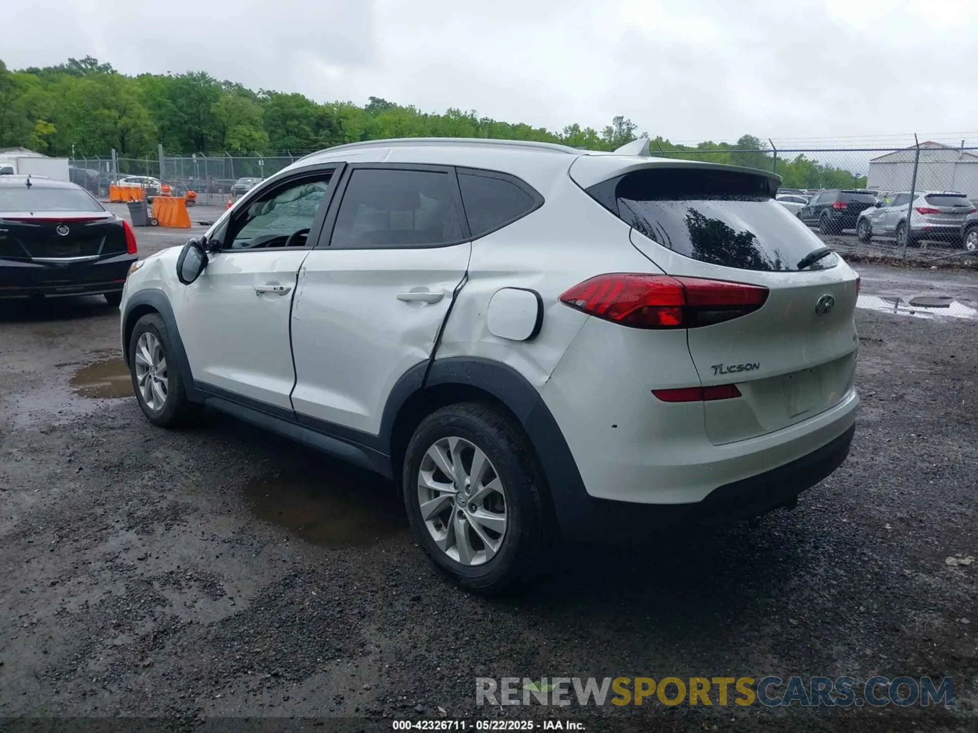 3 Photograph of a damaged car KM8J33A41LU161061 HYUNDAI TUCSON 2020
