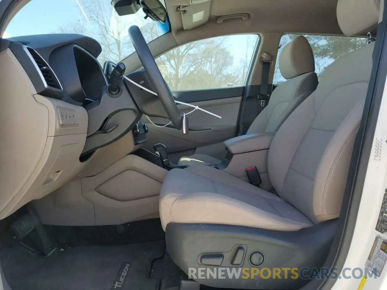 7 Photograph of a damaged car KM8J33A42LU142177 HYUNDAI TUCSON 2020