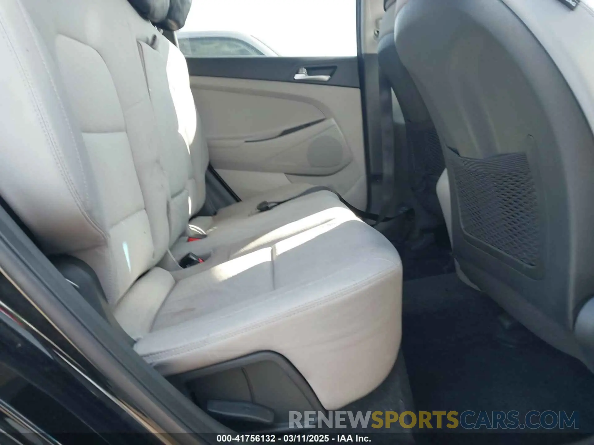 8 Photograph of a damaged car KM8J33A43LU168609 HYUNDAI TUCSON 2020