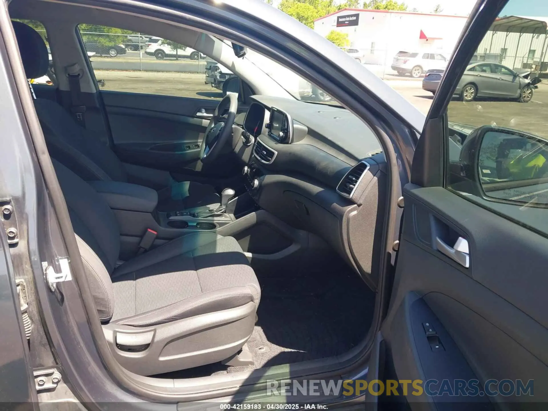 5 Photograph of a damaged car KM8J33A44LU192708 HYUNDAI TUCSON 2020