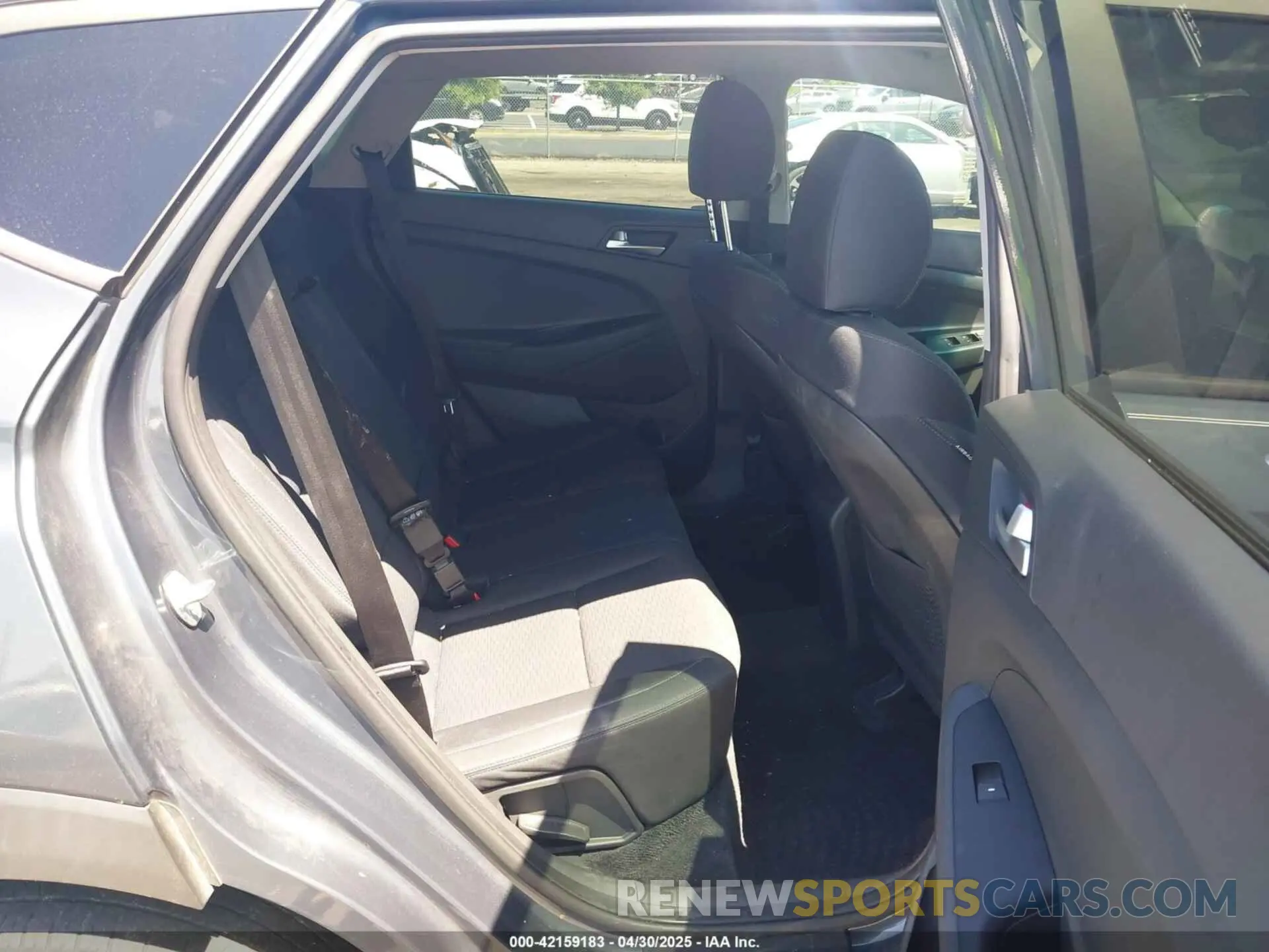 8 Photograph of a damaged car KM8J33A44LU192708 HYUNDAI TUCSON 2020