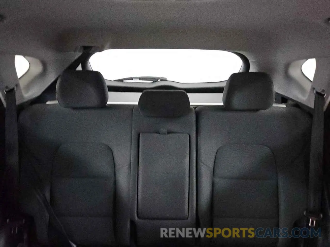 10 Photograph of a damaged car KM8J33A45LU101154 HYUNDAI TUCSON 2020
