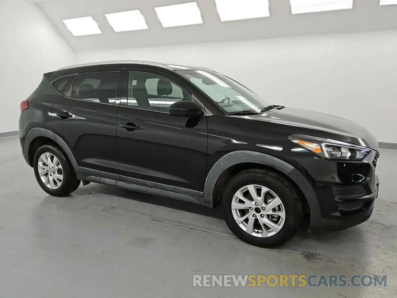 4 Photograph of a damaged car KM8J33A45LU101154 HYUNDAI TUCSON 2020