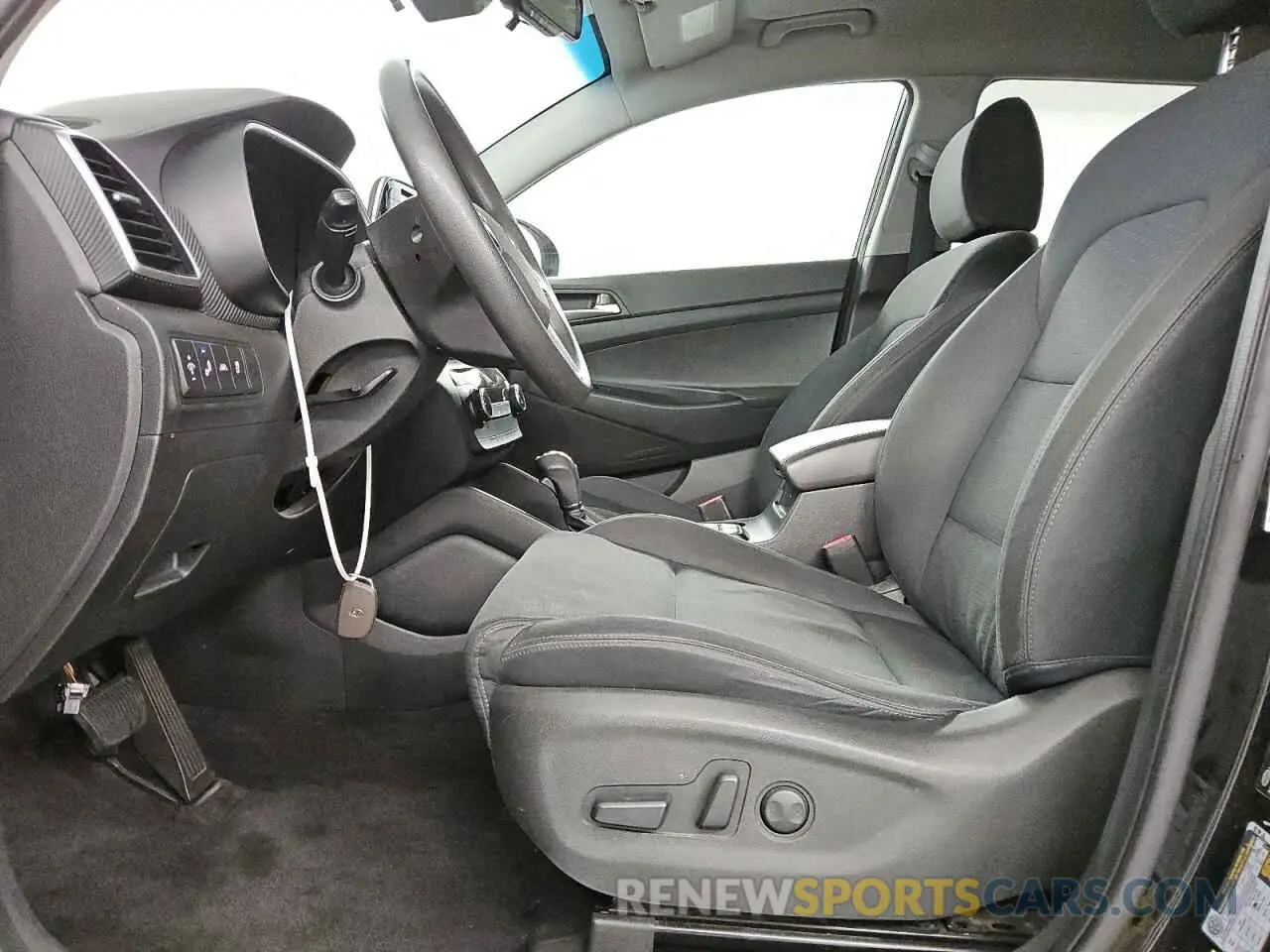 7 Photograph of a damaged car KM8J33A45LU101154 HYUNDAI TUCSON 2020