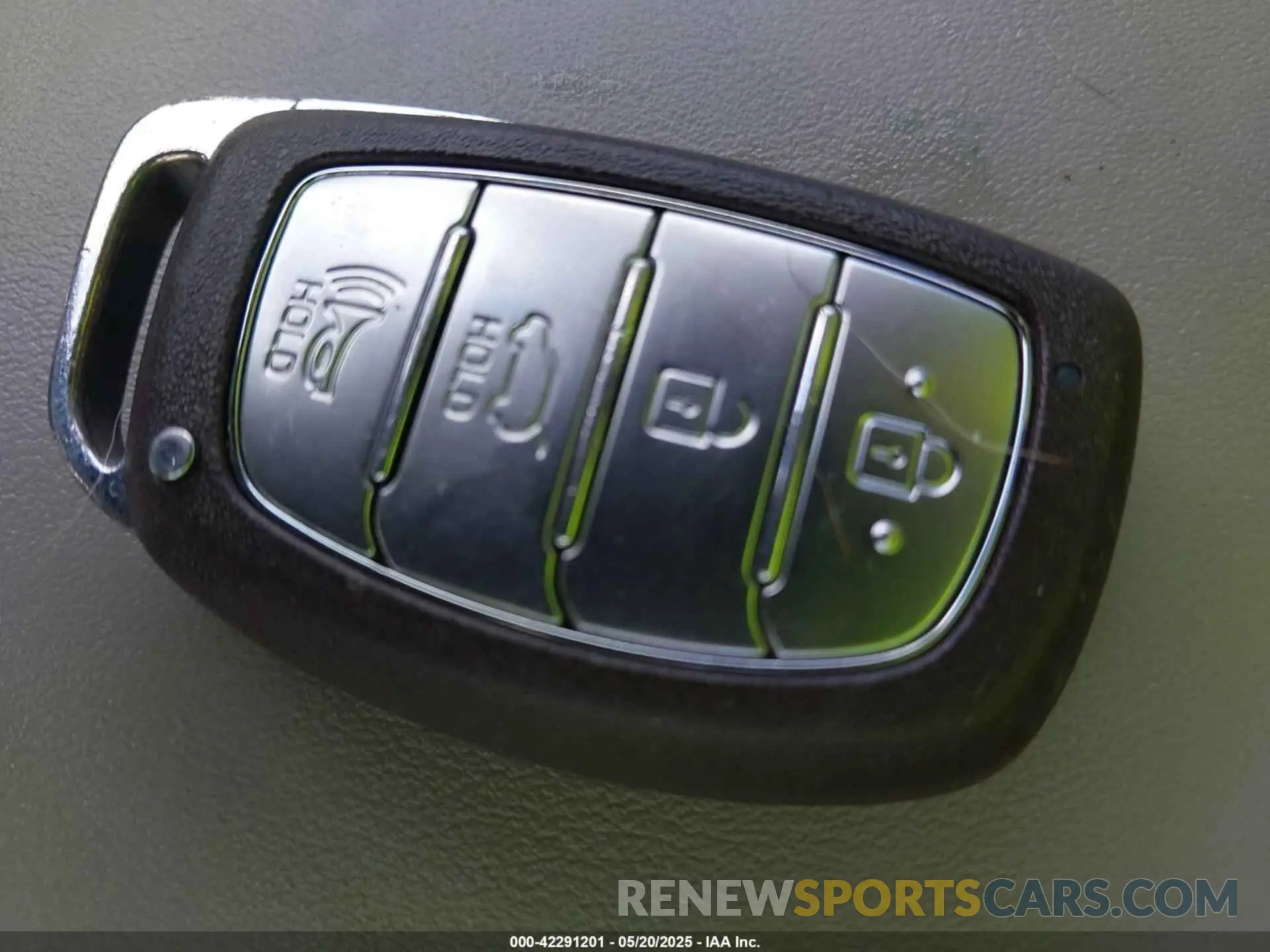 11 Photograph of a damaged car KM8J33A45LU114065 HYUNDAI TUCSON 2020