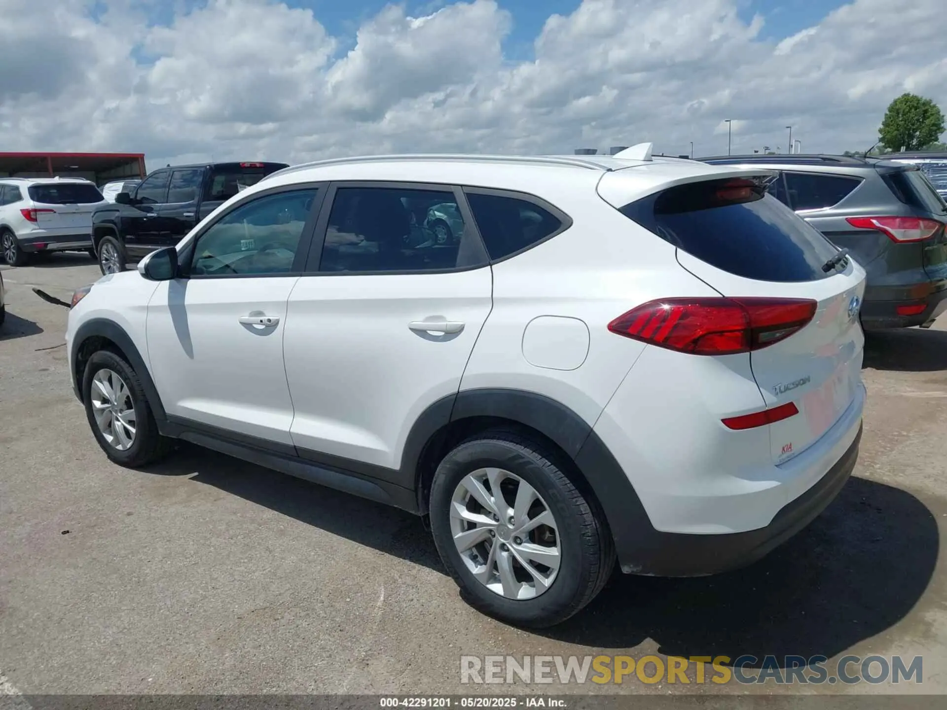 14 Photograph of a damaged car KM8J33A45LU114065 HYUNDAI TUCSON 2020