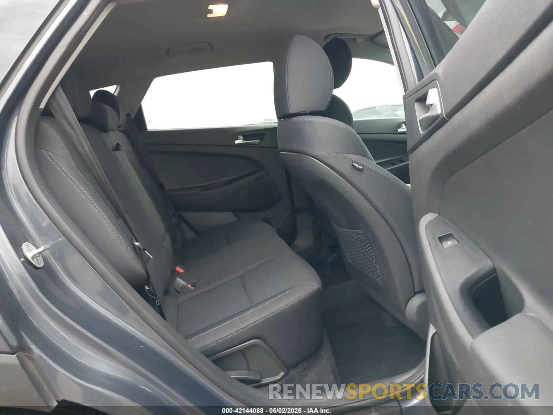 8 Photograph of a damaged car KM8J33A46LU129707 HYUNDAI TUCSON 2020