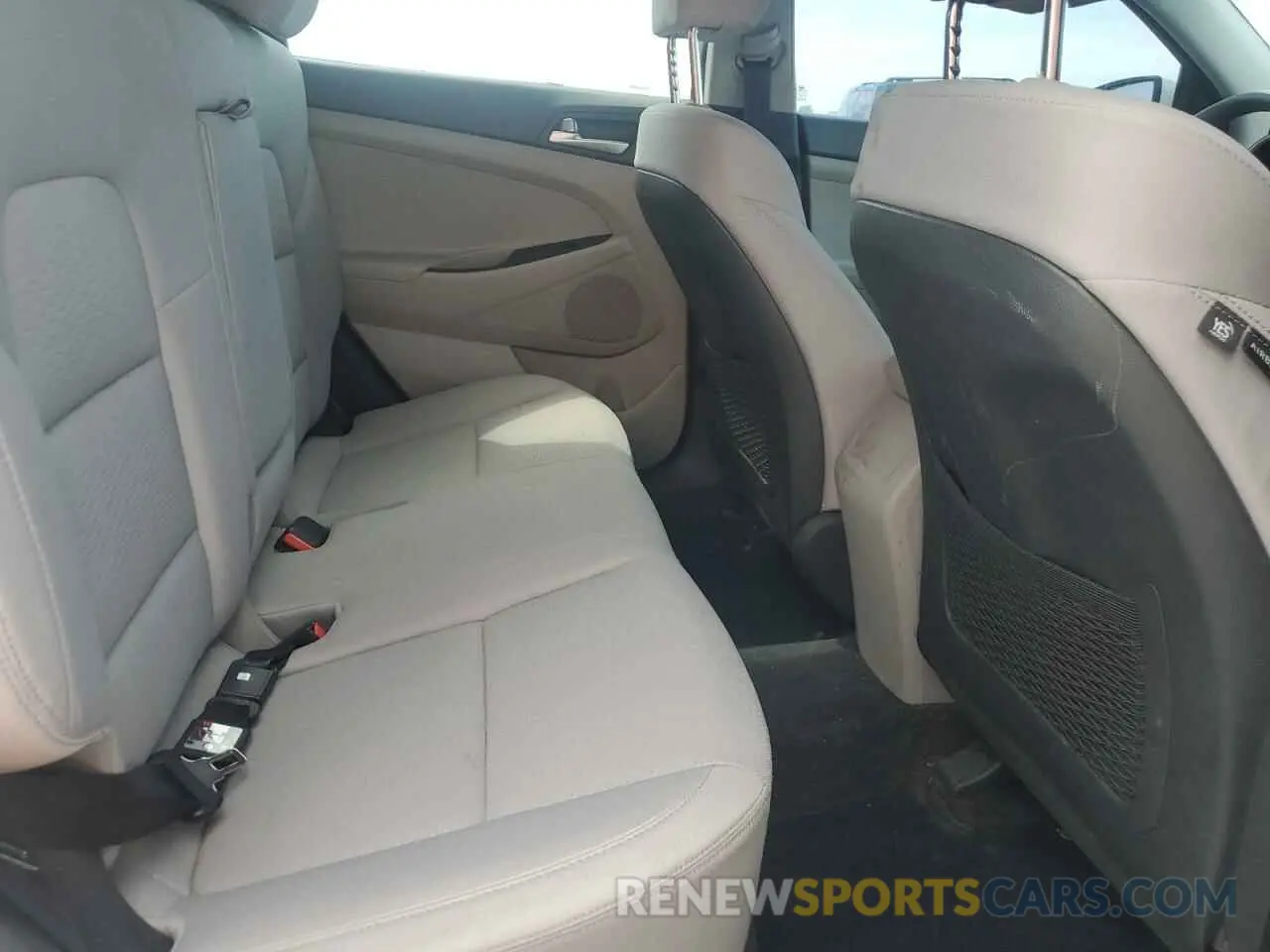 11 Photograph of a damaged car KM8J33A48LU134682 HYUNDAI TUCSON 2020