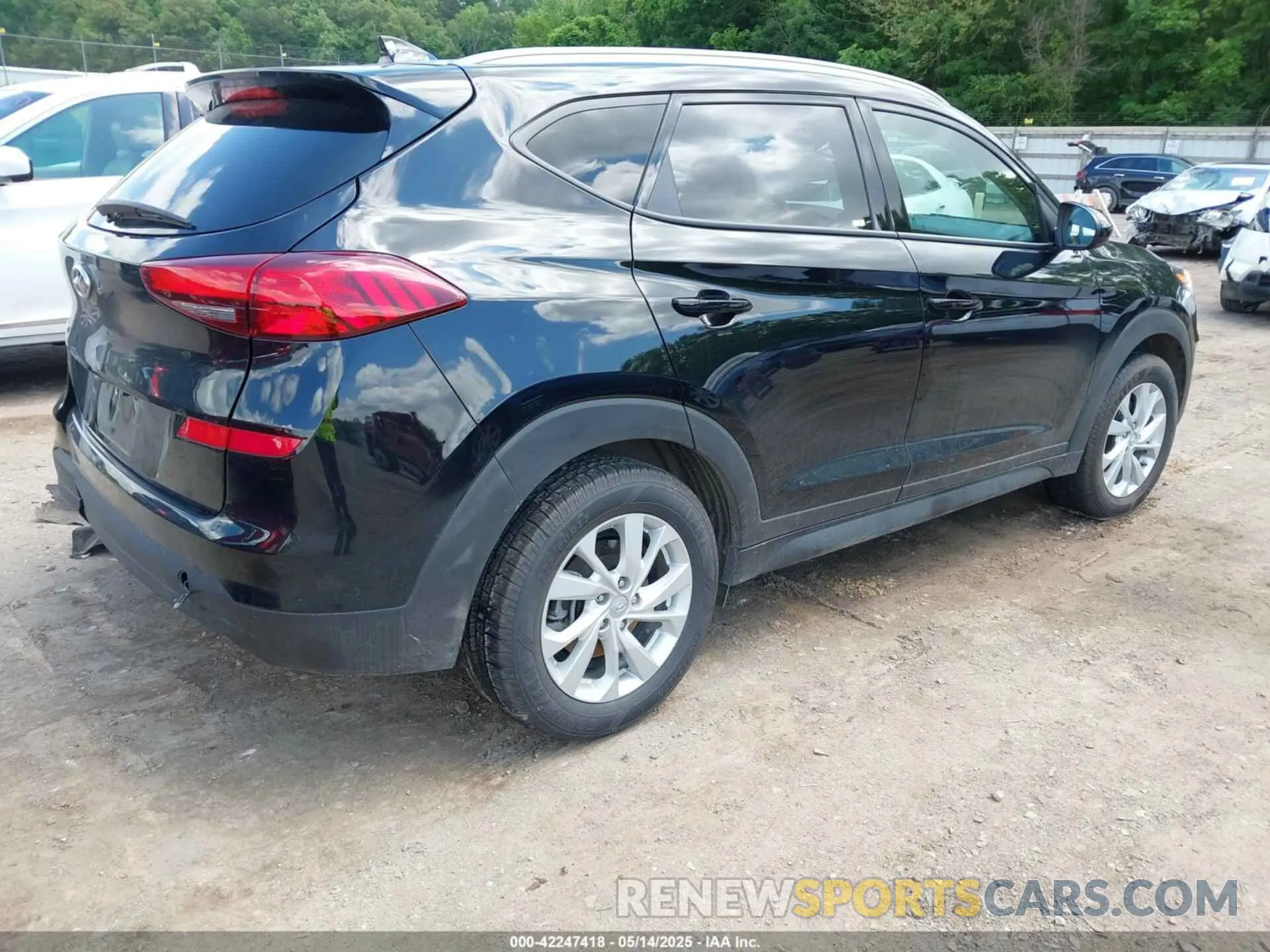 4 Photograph of a damaged car KM8J33A48LU168265 HYUNDAI TUCSON 2020
