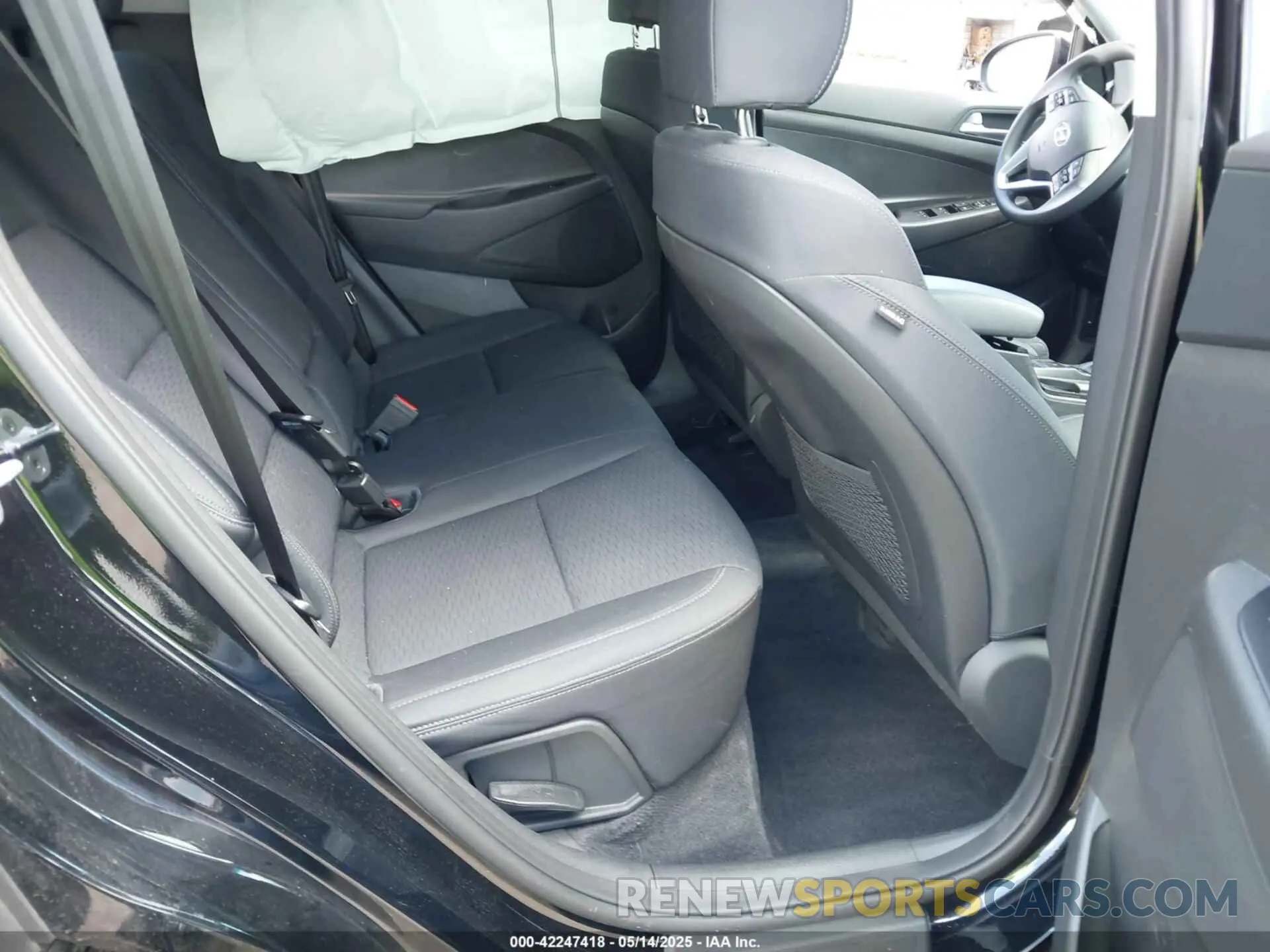8 Photograph of a damaged car KM8J33A48LU168265 HYUNDAI TUCSON 2020