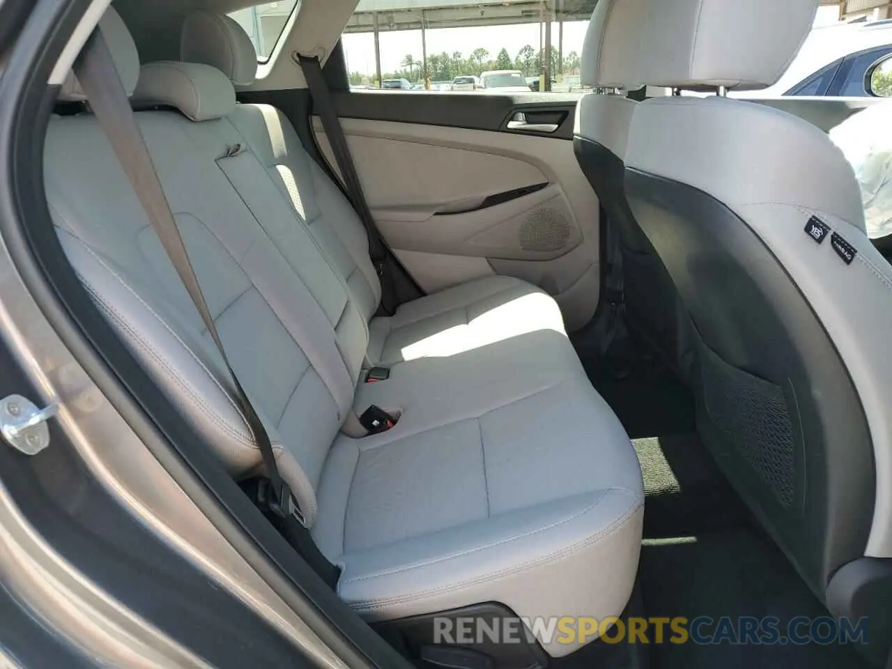 11 Photograph of a damaged car KM8J33A49LU165441 HYUNDAI TUCSON 2020