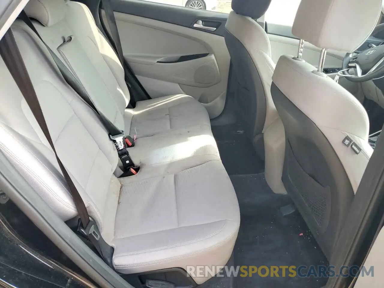 11 Photograph of a damaged car KM8J33A4XLU114272 HYUNDAI TUCSON 2020