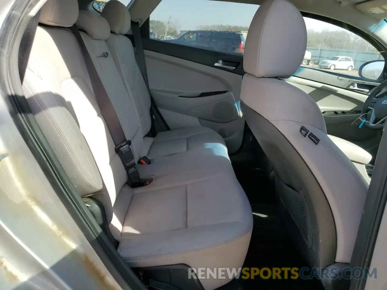 11 Photograph of a damaged car KM8J33A4XLU233956 HYUNDAI TUCSON 2020