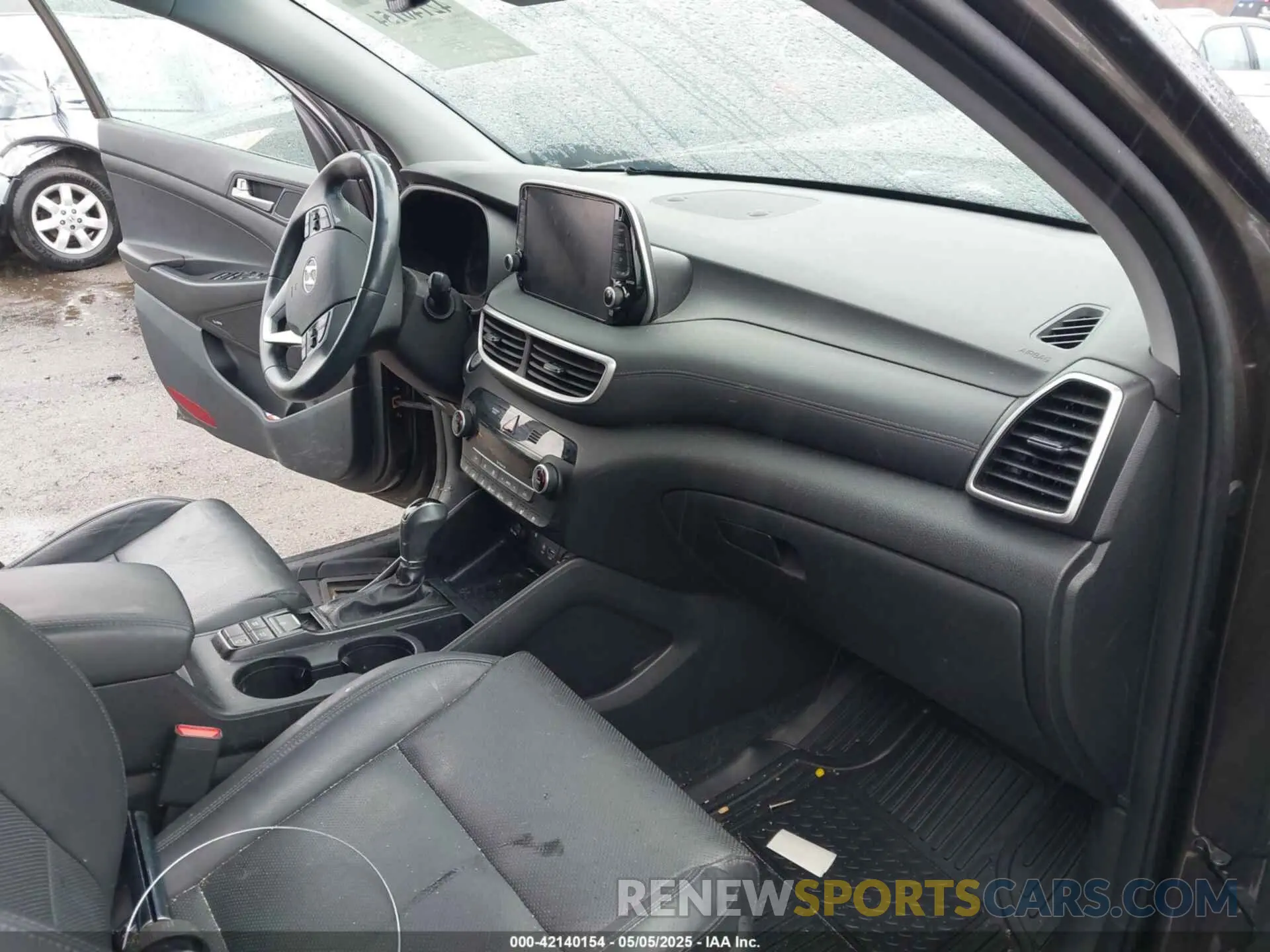 5 Photograph of a damaged car KM8J33AL0LU158207 HYUNDAI TUCSON 2020