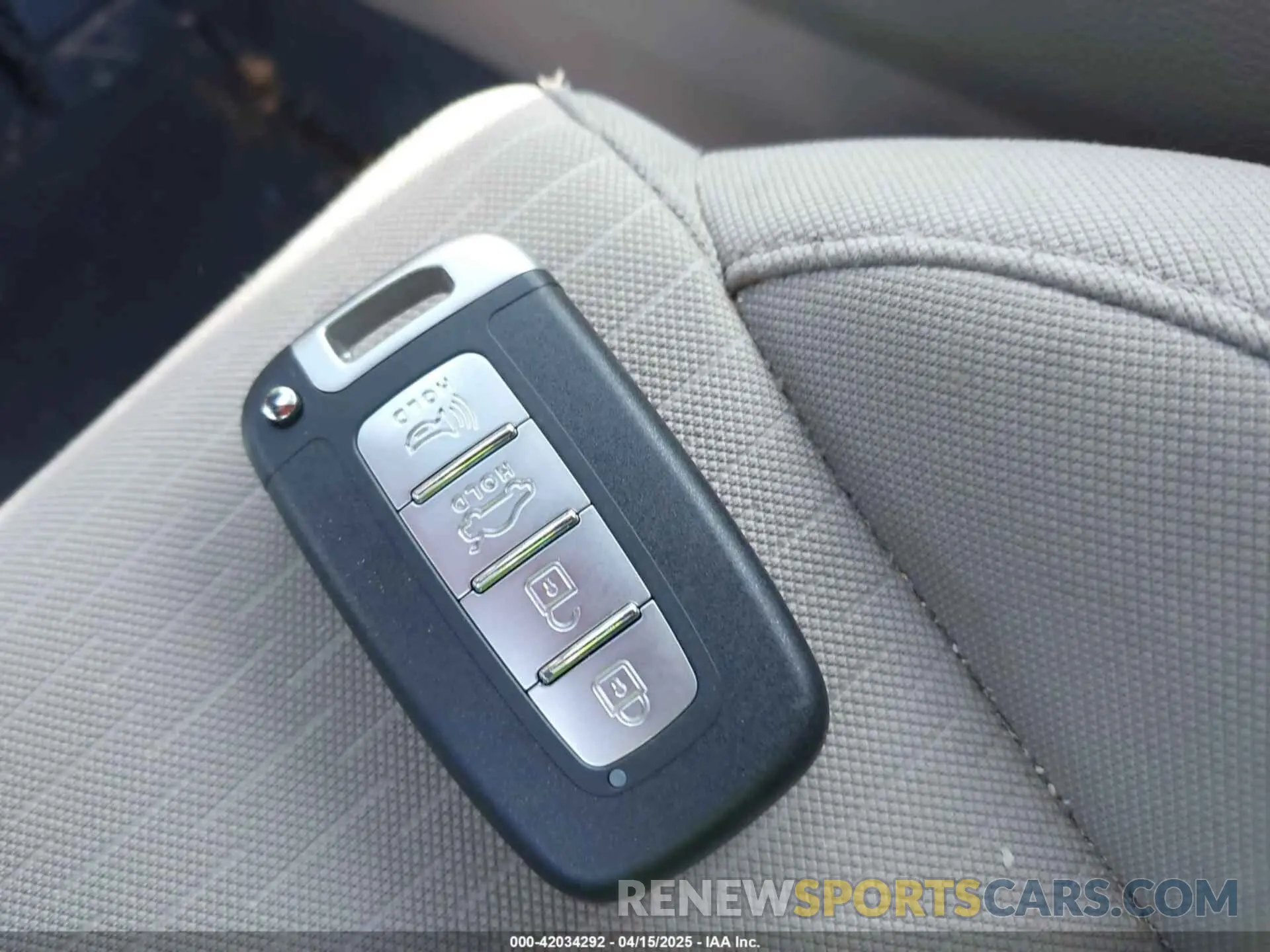 11 Photograph of a damaged car KM8J33AL0LU219295 HYUNDAI TUCSON 2020