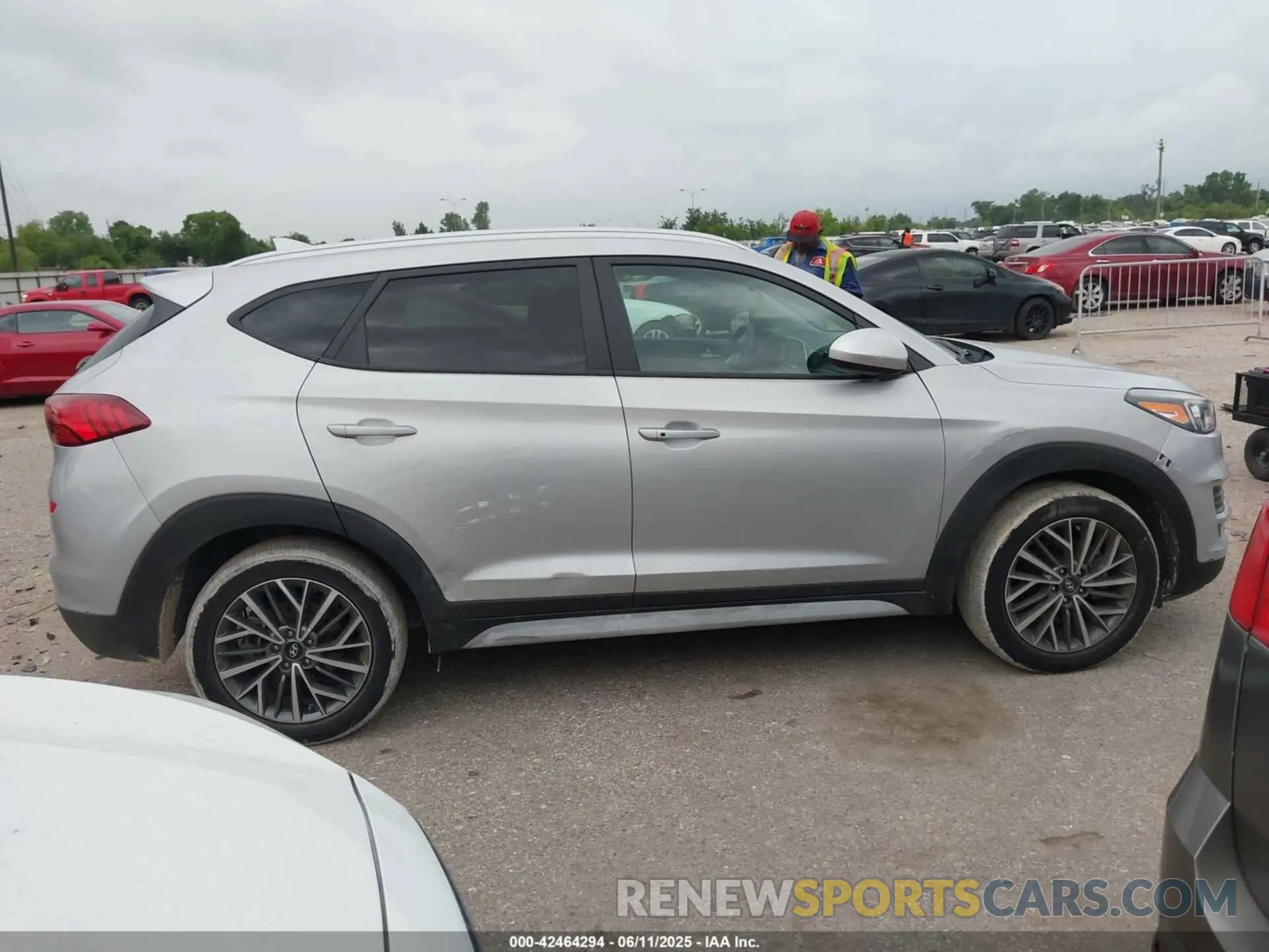 13 Photograph of a damaged car KM8J33AL2LU157527 HYUNDAI TUCSON 2020