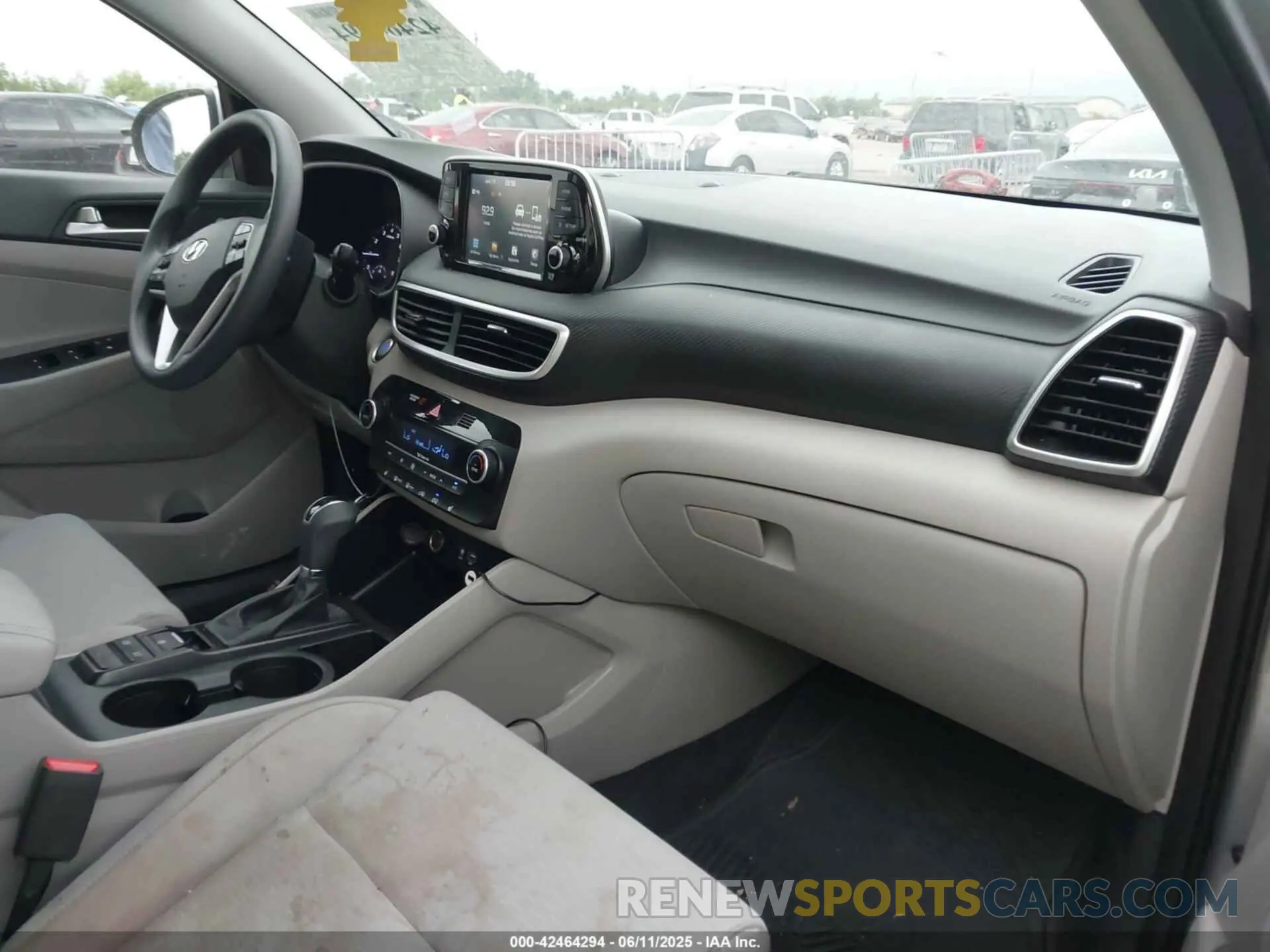 5 Photograph of a damaged car KM8J33AL2LU157527 HYUNDAI TUCSON 2020