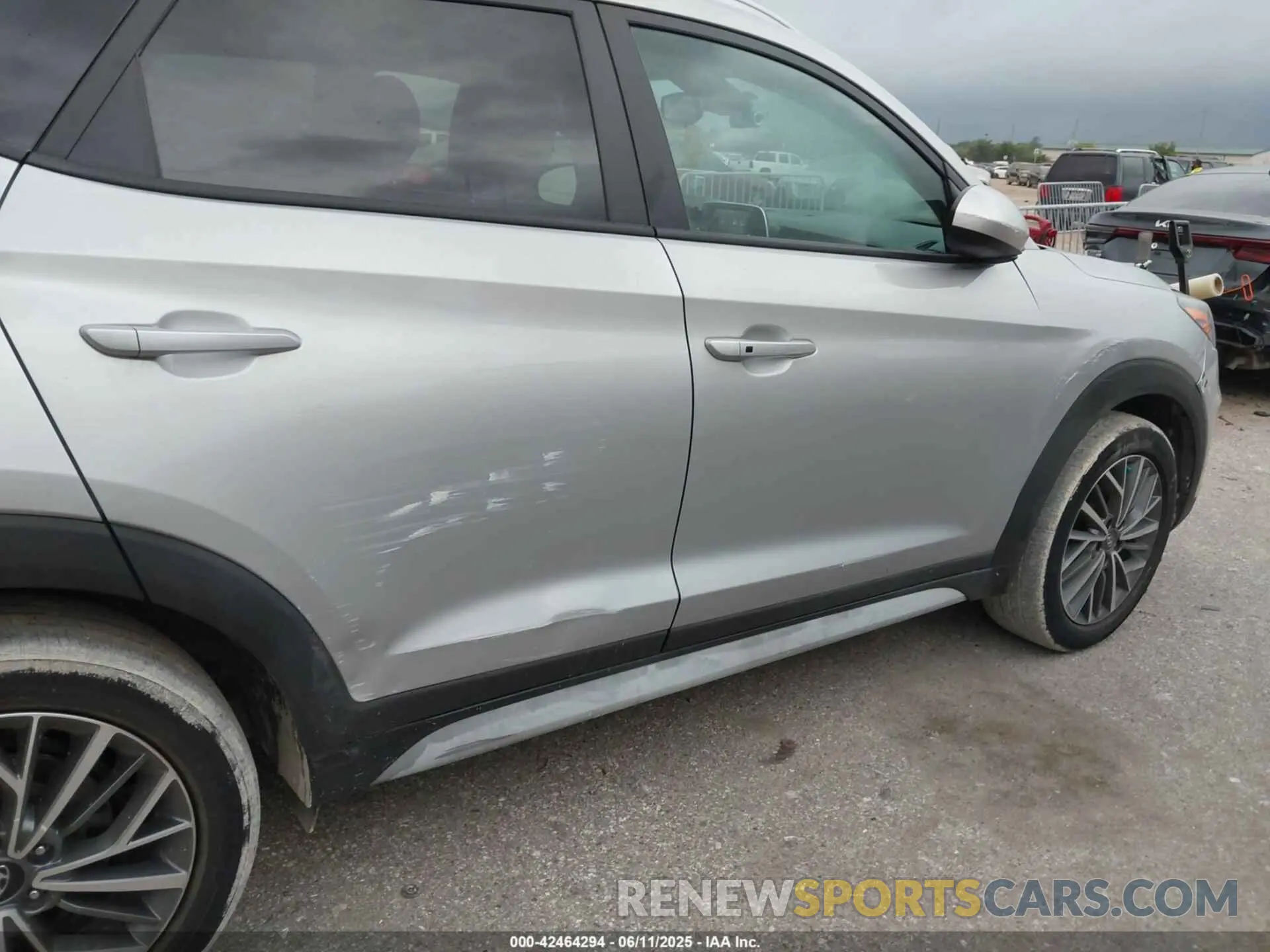 6 Photograph of a damaged car KM8J33AL2LU157527 HYUNDAI TUCSON 2020