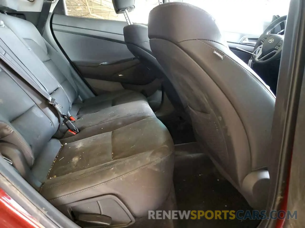 10 Photograph of a damaged car KM8J33AL3LU174482 HYUNDAI TUCSON 2020