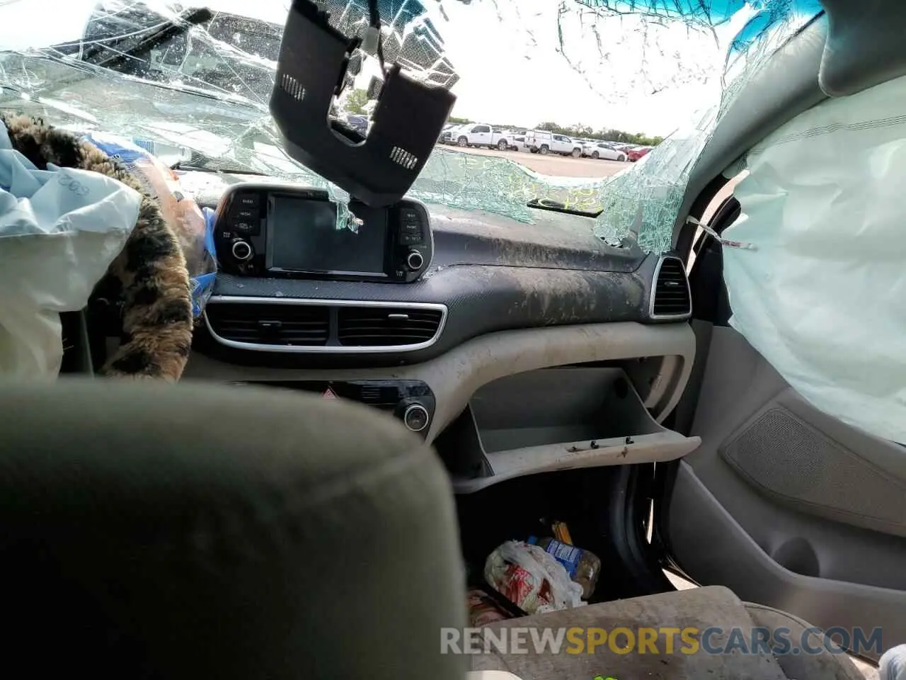 8 Photograph of a damaged car KM8J33AL3LU184350 HYUNDAI TUCSON 2020