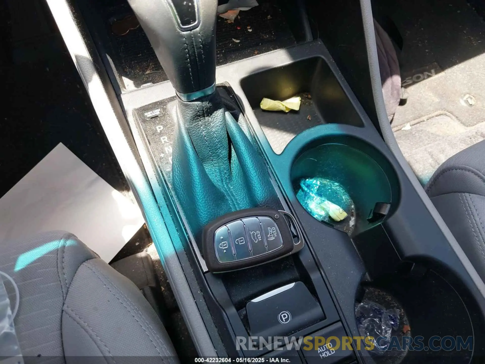11 Photograph of a damaged car KM8J33AL4LU084564 HYUNDAI TUCSON 2020