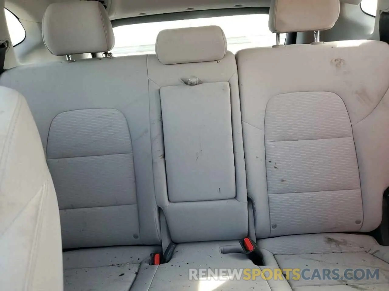 10 Photograph of a damaged car KM8J33AL4LU147792 HYUNDAI TUCSON 2020