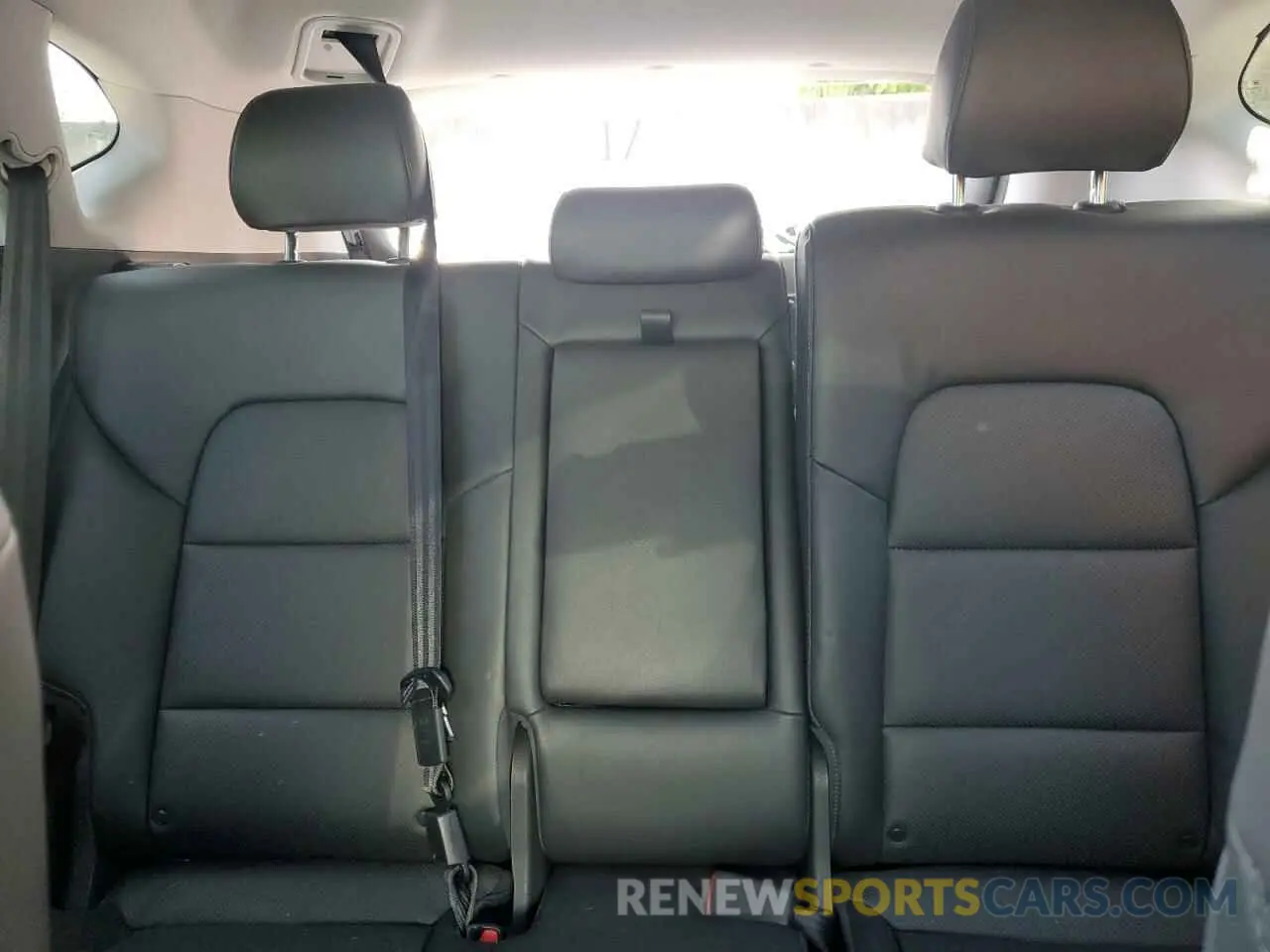10 Photograph of a damaged car KM8J33AL4LU188312 HYUNDAI TUCSON 2020