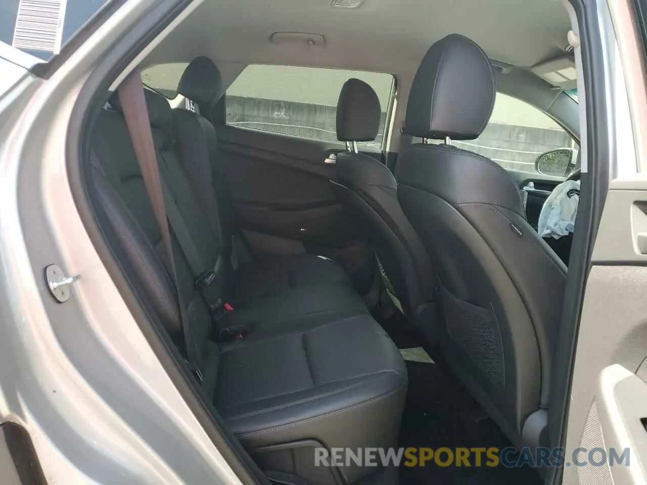12 Photograph of a damaged car KM8J33AL4LU188312 HYUNDAI TUCSON 2020