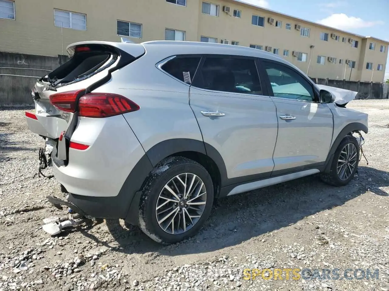 3 Photograph of a damaged car KM8J33AL4LU188312 HYUNDAI TUCSON 2020