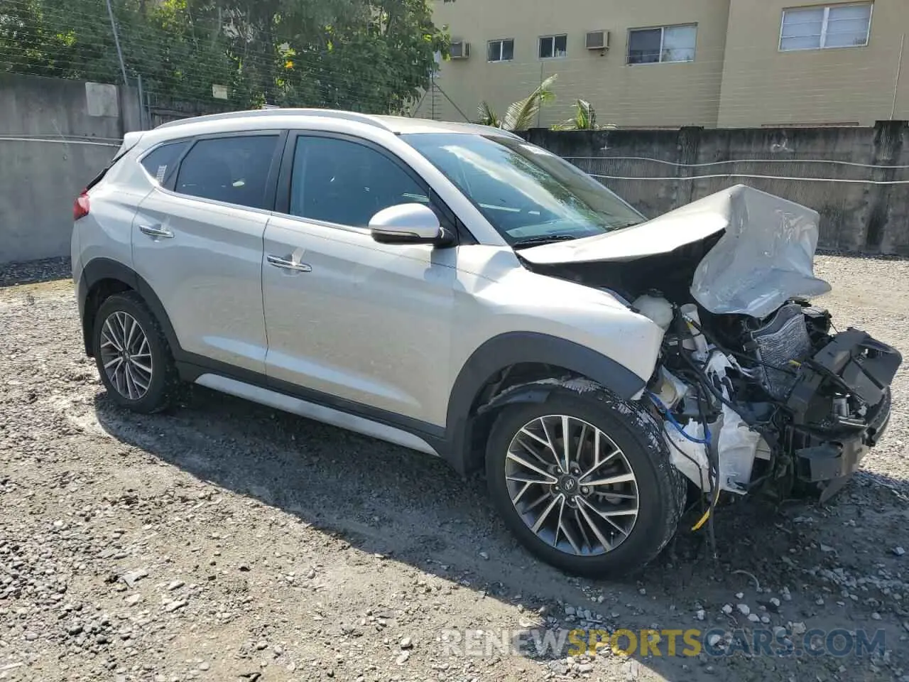 4 Photograph of a damaged car KM8J33AL4LU188312 HYUNDAI TUCSON 2020
