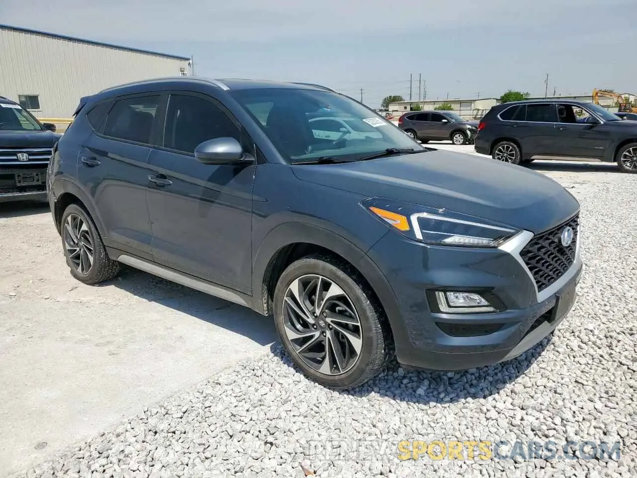 4 Photograph of a damaged car KM8J33AL5LU146392 HYUNDAI TUCSON 2020