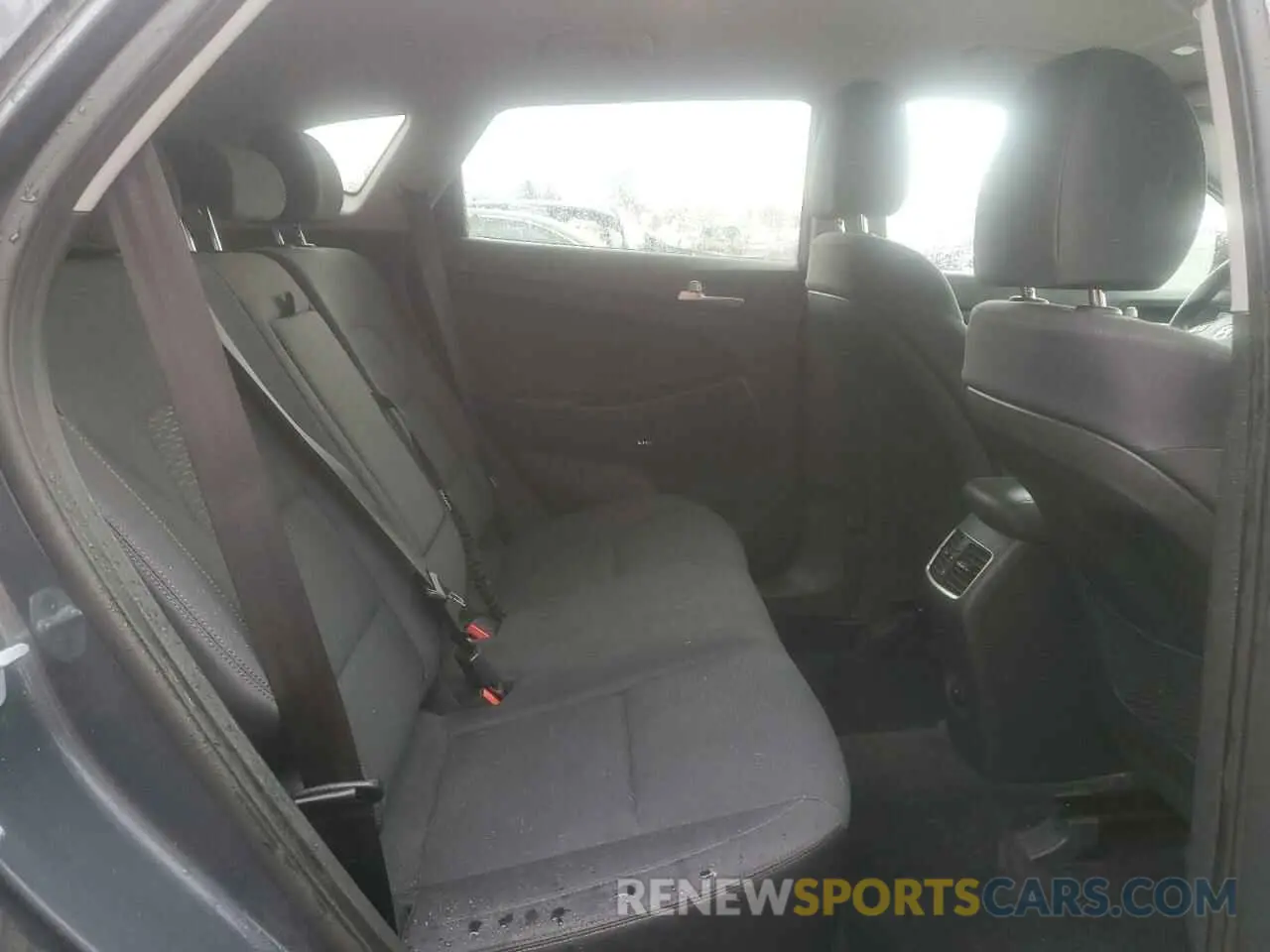 11 Photograph of a damaged car KM8J33AL5LU152029 HYUNDAI TUCSON 2020