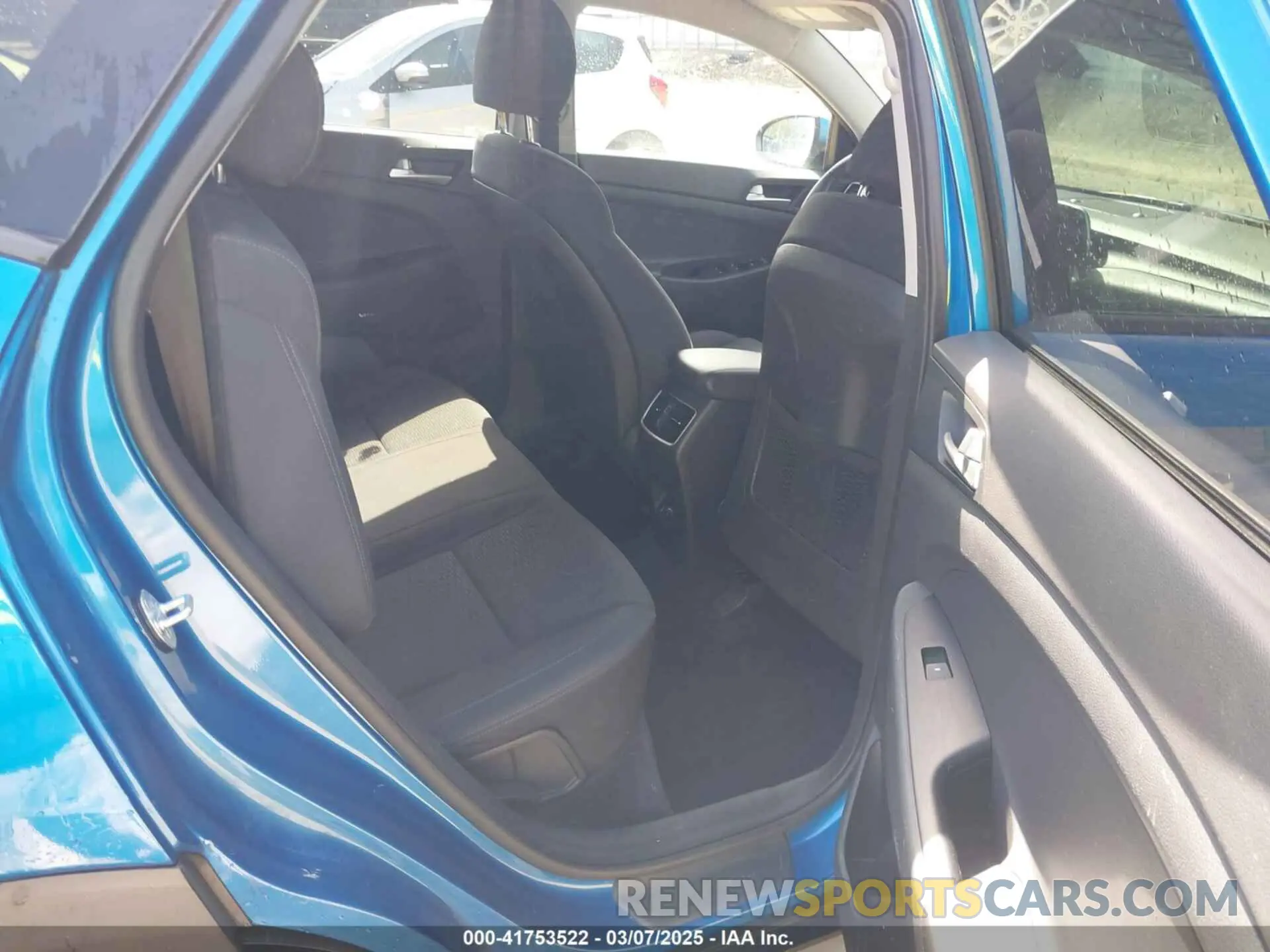 8 Photograph of a damaged car KM8J33AL9LU112312 HYUNDAI TUCSON 2020