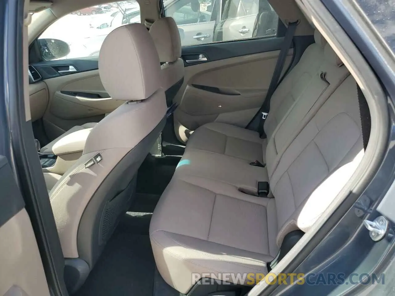 11 Photograph of a damaged car KM8J33ALXLU175757 HYUNDAI TUCSON 2020