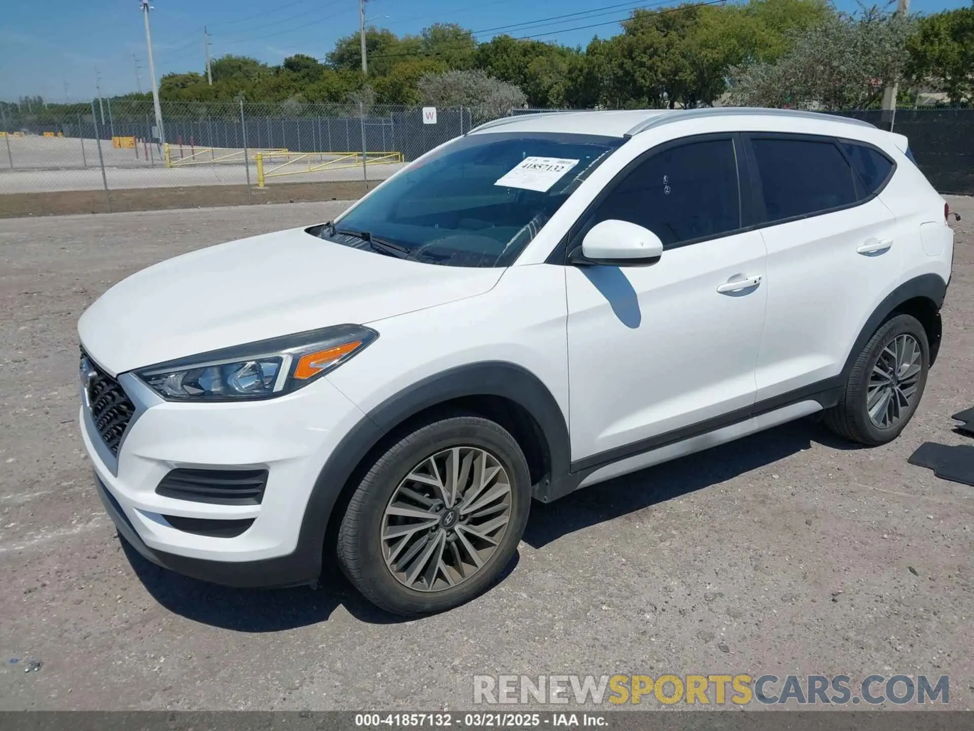2 Photograph of a damaged car KM8J33ALXLU197516 HYUNDAI TUCSON 2020