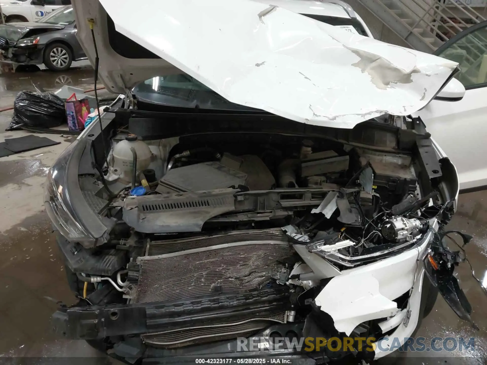 10 Photograph of a damaged car KM8J3CA42LU167368 HYUNDAI TUCSON 2020