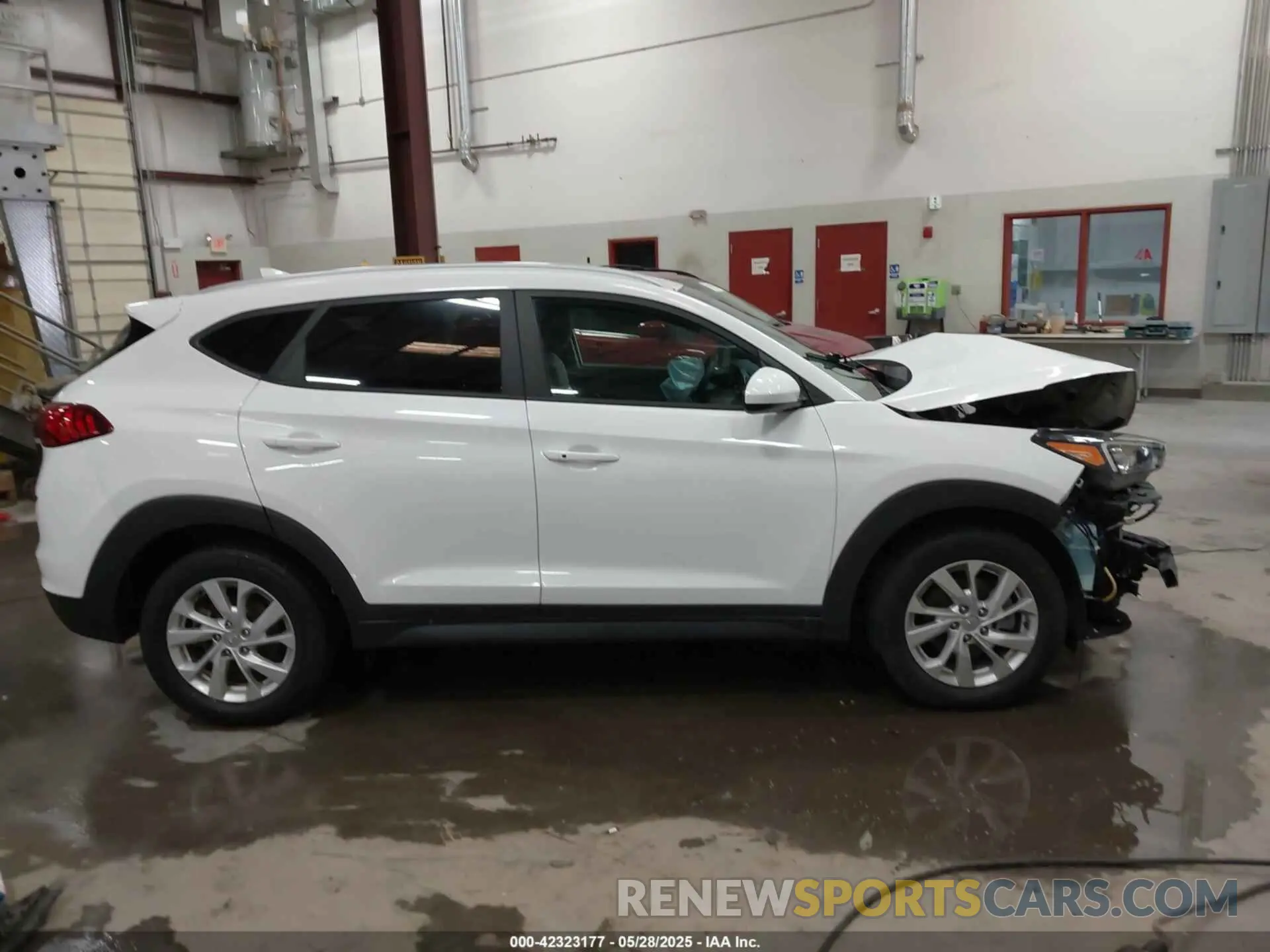 14 Photograph of a damaged car KM8J3CA42LU167368 HYUNDAI TUCSON 2020
