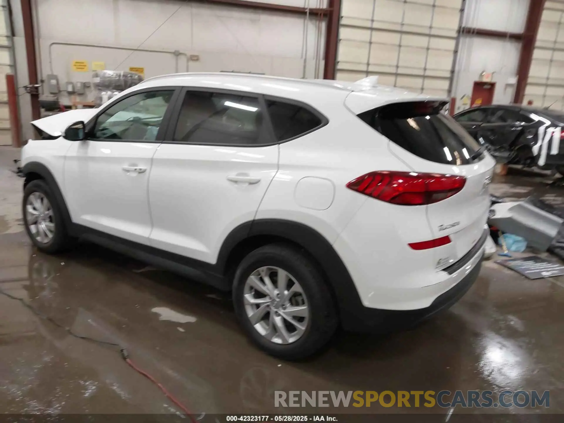 3 Photograph of a damaged car KM8J3CA42LU167368 HYUNDAI TUCSON 2020