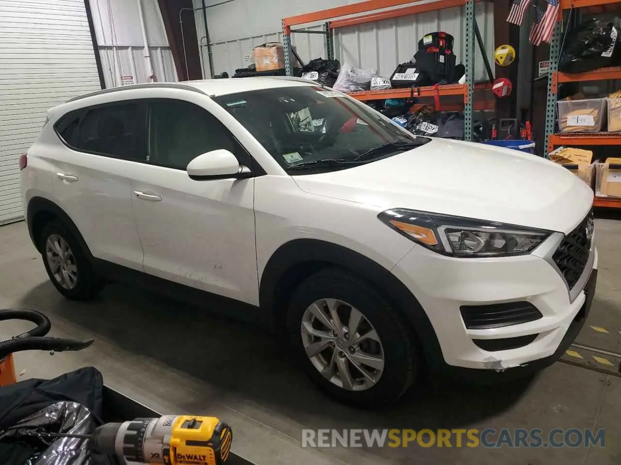 4 Photograph of a damaged car KM8J3CA42LU238388 HYUNDAI TUCSON 2020
