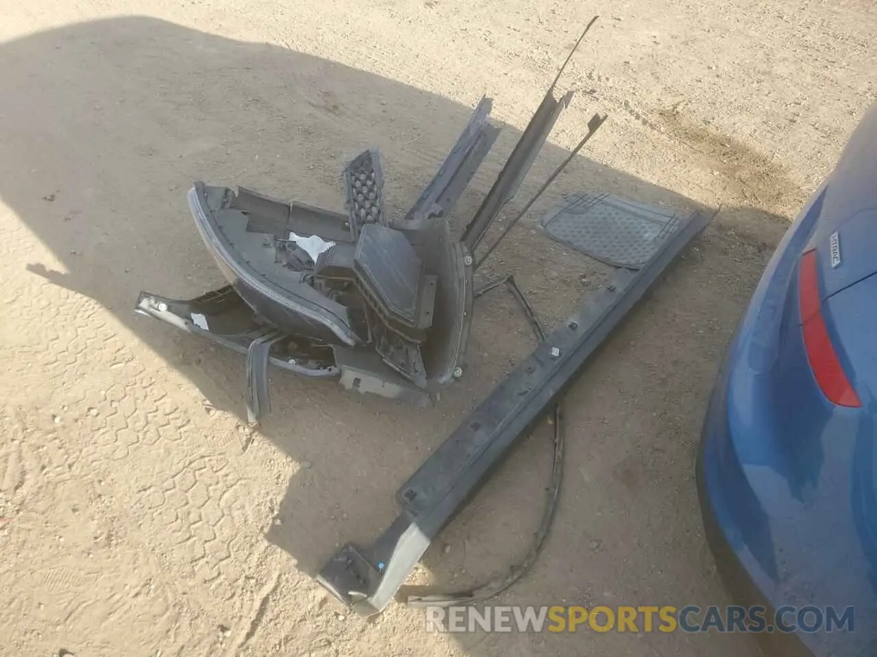 13 Photograph of a damaged car KM8J3CA44LU170420 HYUNDAI TUCSON 2020
