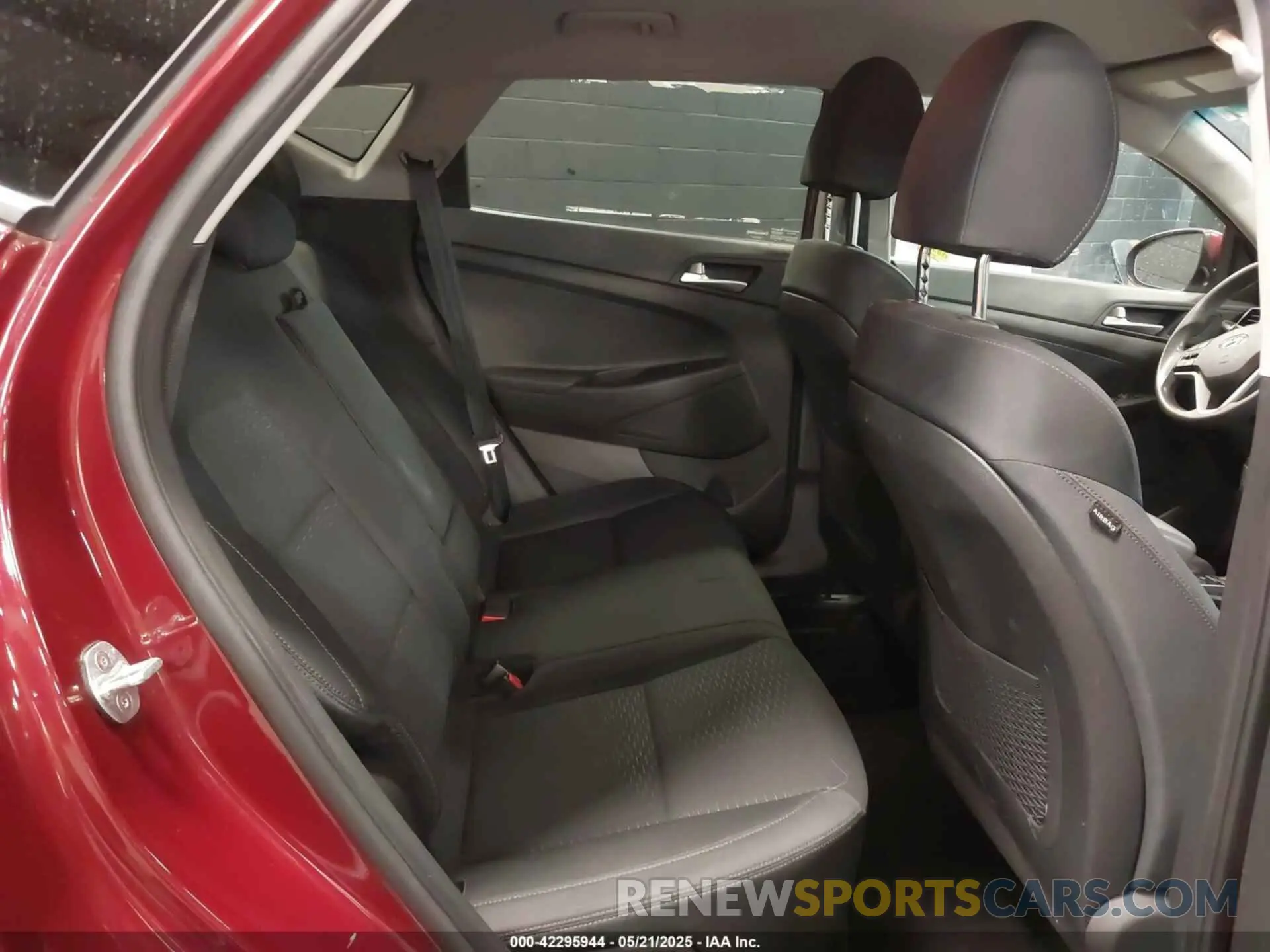 8 Photograph of a damaged car KM8J3CA44LU193809 HYUNDAI TUCSON 2020